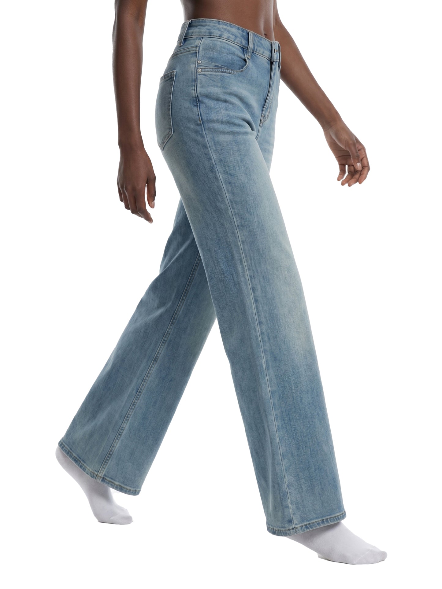 Saint Luciel Women's Vintage Wash Flared Leg Jeans