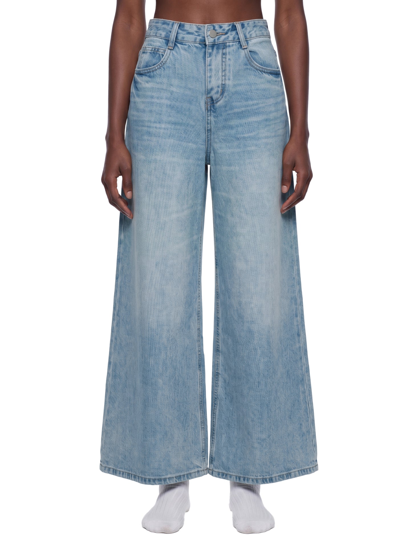 Saint Luciel Women’s Vintage Wash Wide Leg Jeans